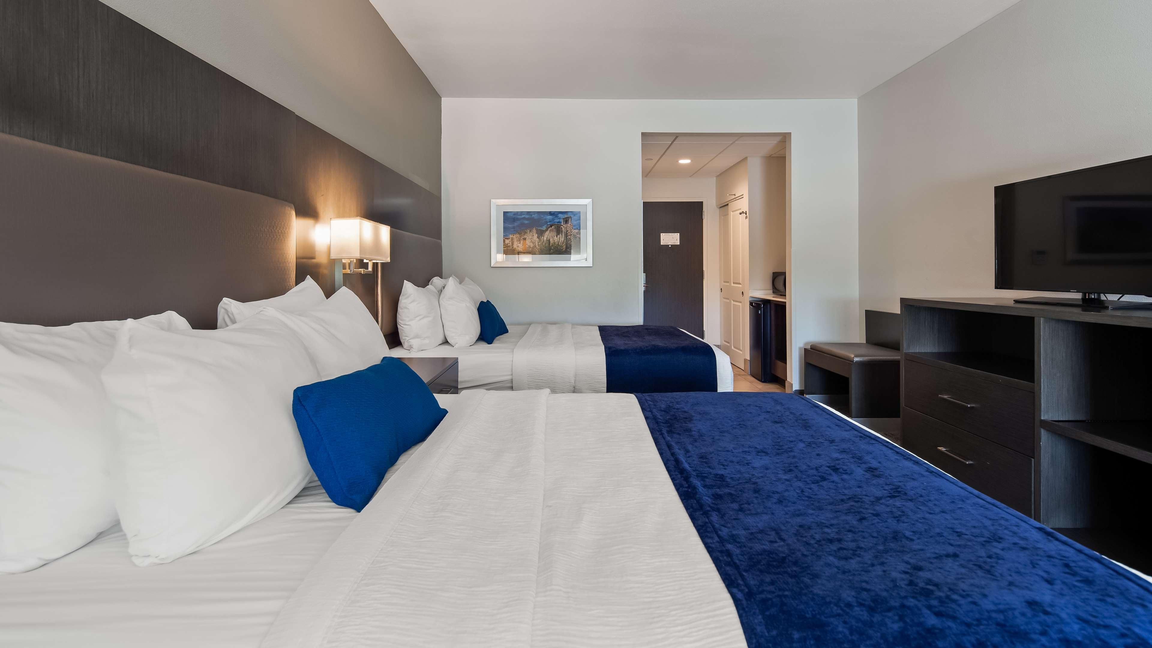 Best Western Plus Roland Inn & Suites San Antonio Bagian luar foto